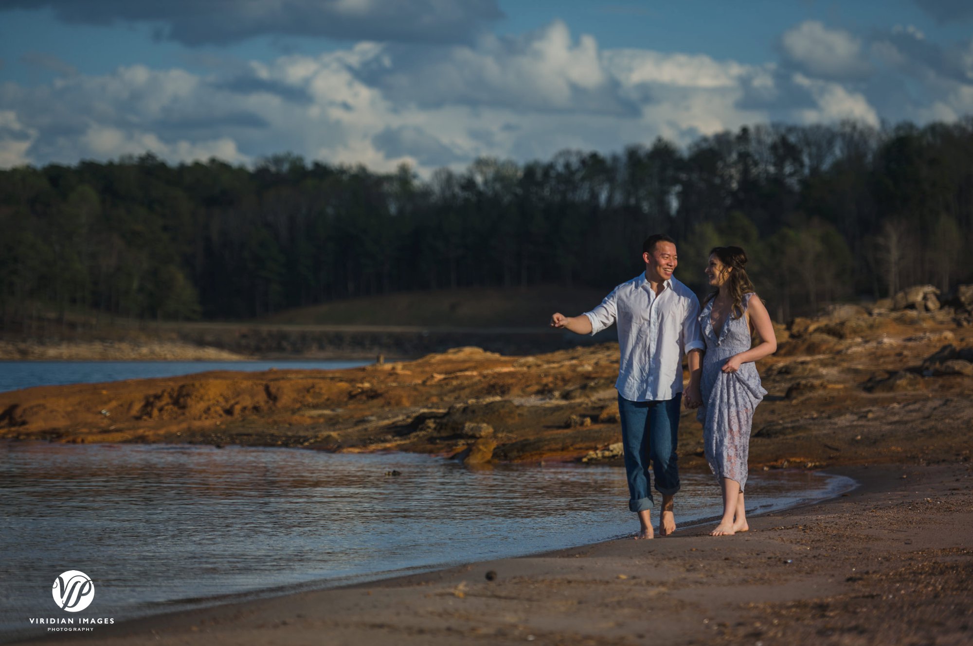 pineisle couple walking by water